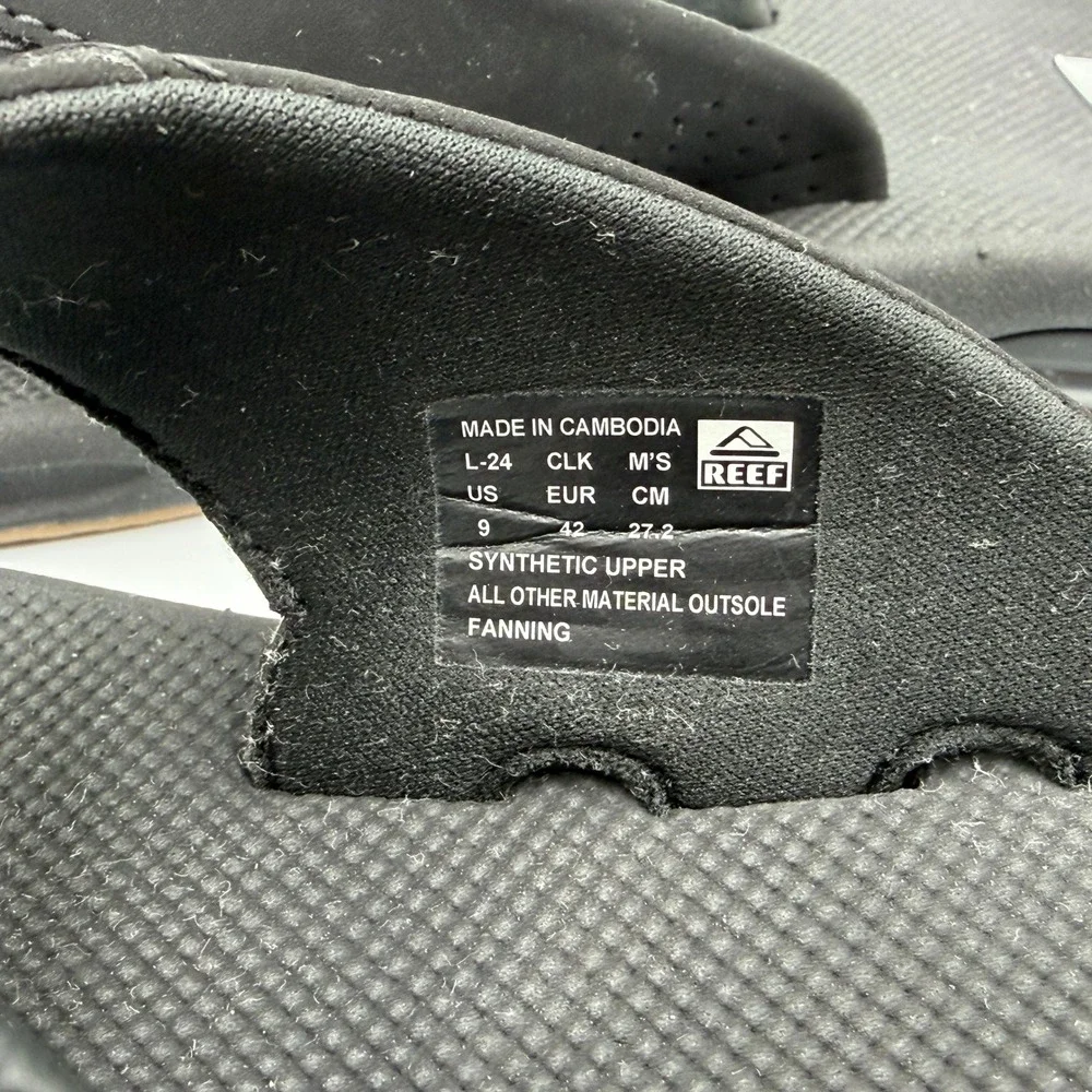 Reef Fanning Flip Flops Mens 9 Black Silver Bottle Opener RF002026BLS **NEW**